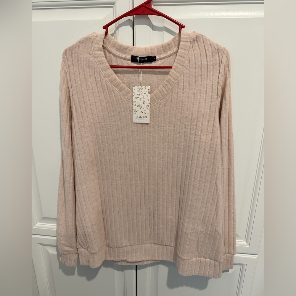 Ribbed V-Neck Sweater - Light Pink